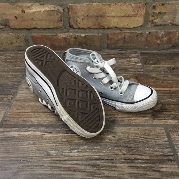 Little boys size 12 gray leather converse - Picture 3 of 4